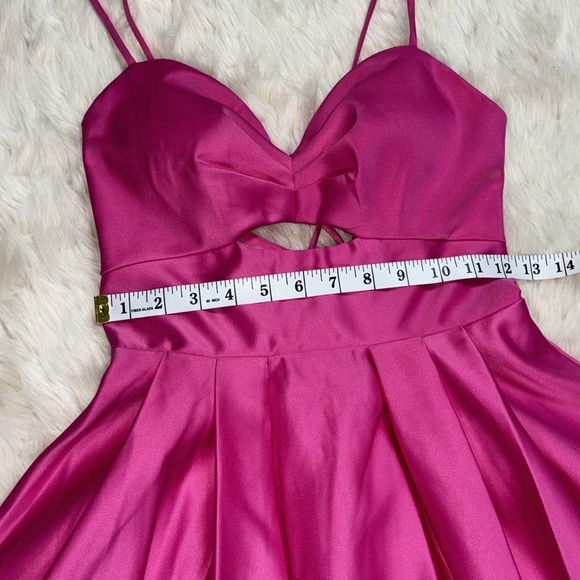 BLONDIE NITES Pink Cutout-Detail Satin A-Line Dress Size 1 NWT - Picture 6 of 11